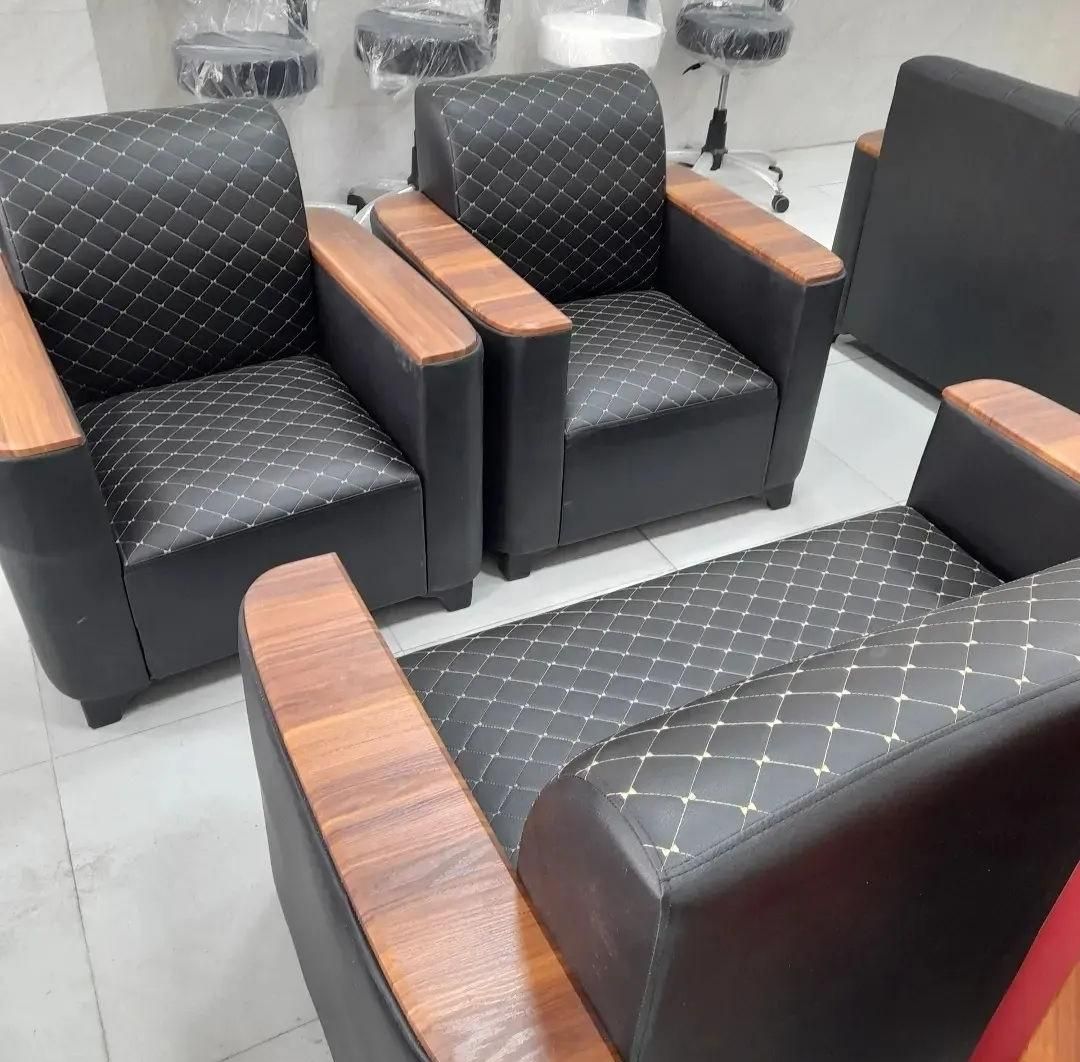 نیم ست اداری،مبل راحتی چرم،میز مدیریت|دفتر کار|کرج, کمال‌شهر|دیوار