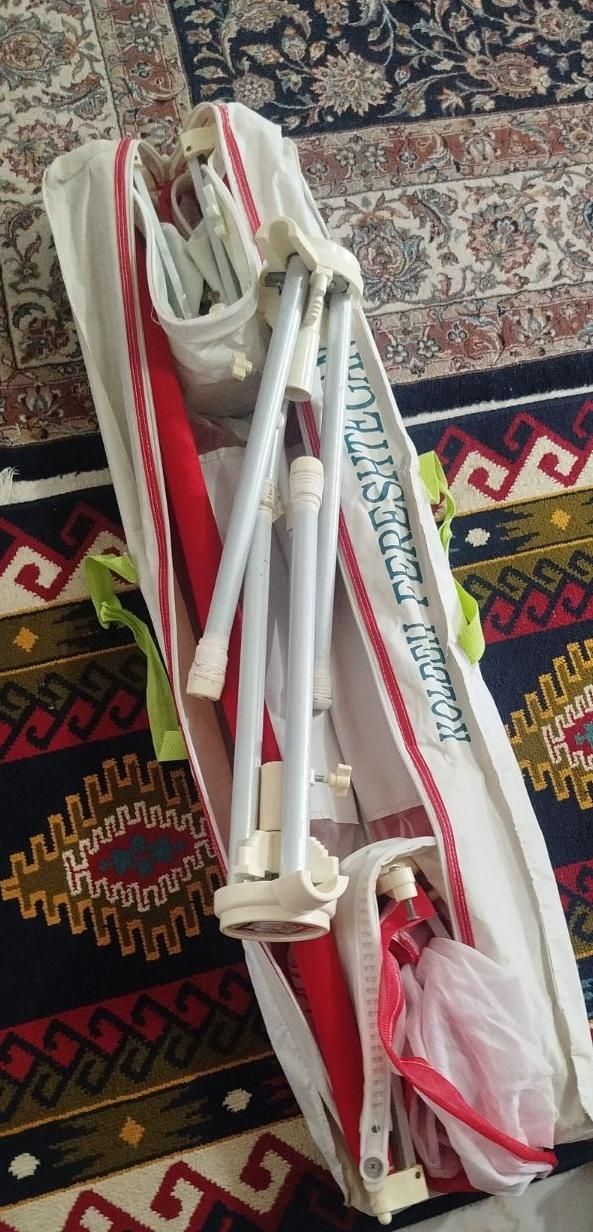 گهواره بچه|اسباب‌بازی بچه|رشت, پل تالشان|دیوار
