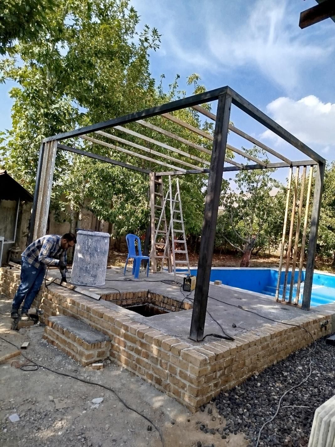 جوشکاری شیروانی واسکلت|خدمات پیشه و مهارت|هشتگرد, قاسم آباد بزرگ|دیوار