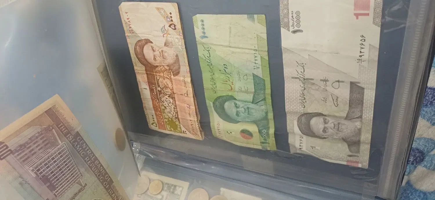 آلبوم سکه و پول قدیمی|کلکسیون سکه، تمبر، اسکناس|فولادشهر, ورزشگاه فولادشهر|دیوار