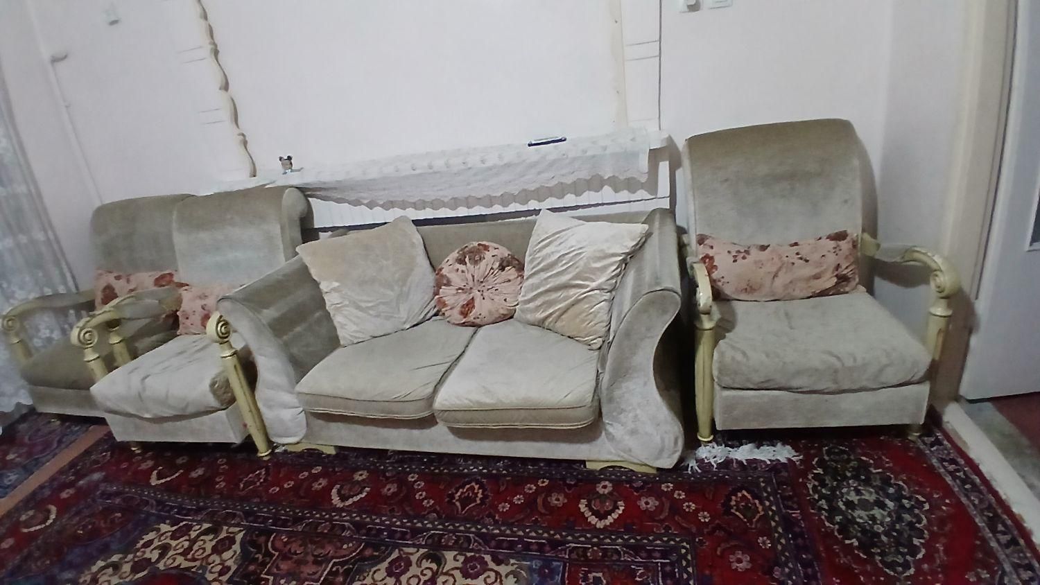 مبل ۵|مبلمان خانگی و میز عسلی|تهران, آذری|دیوار