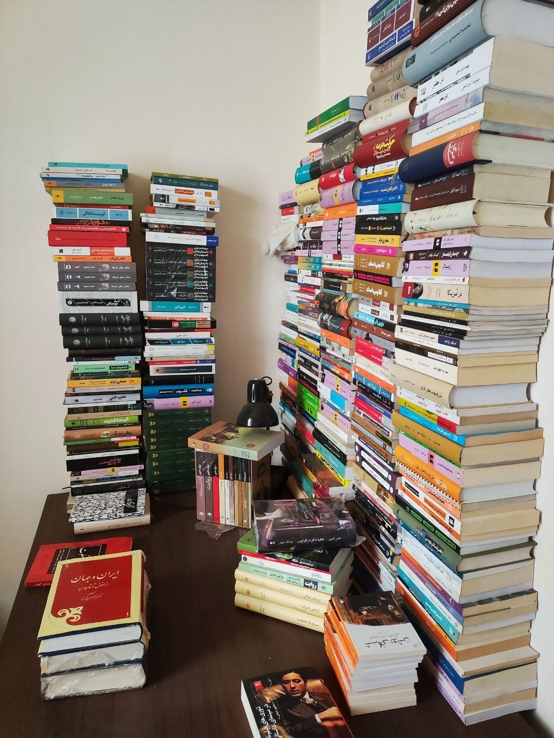 کتابخانه شخصی به فروش می‌رسد|کتاب و مجله ادبی|تهران, زنجان|دیوار