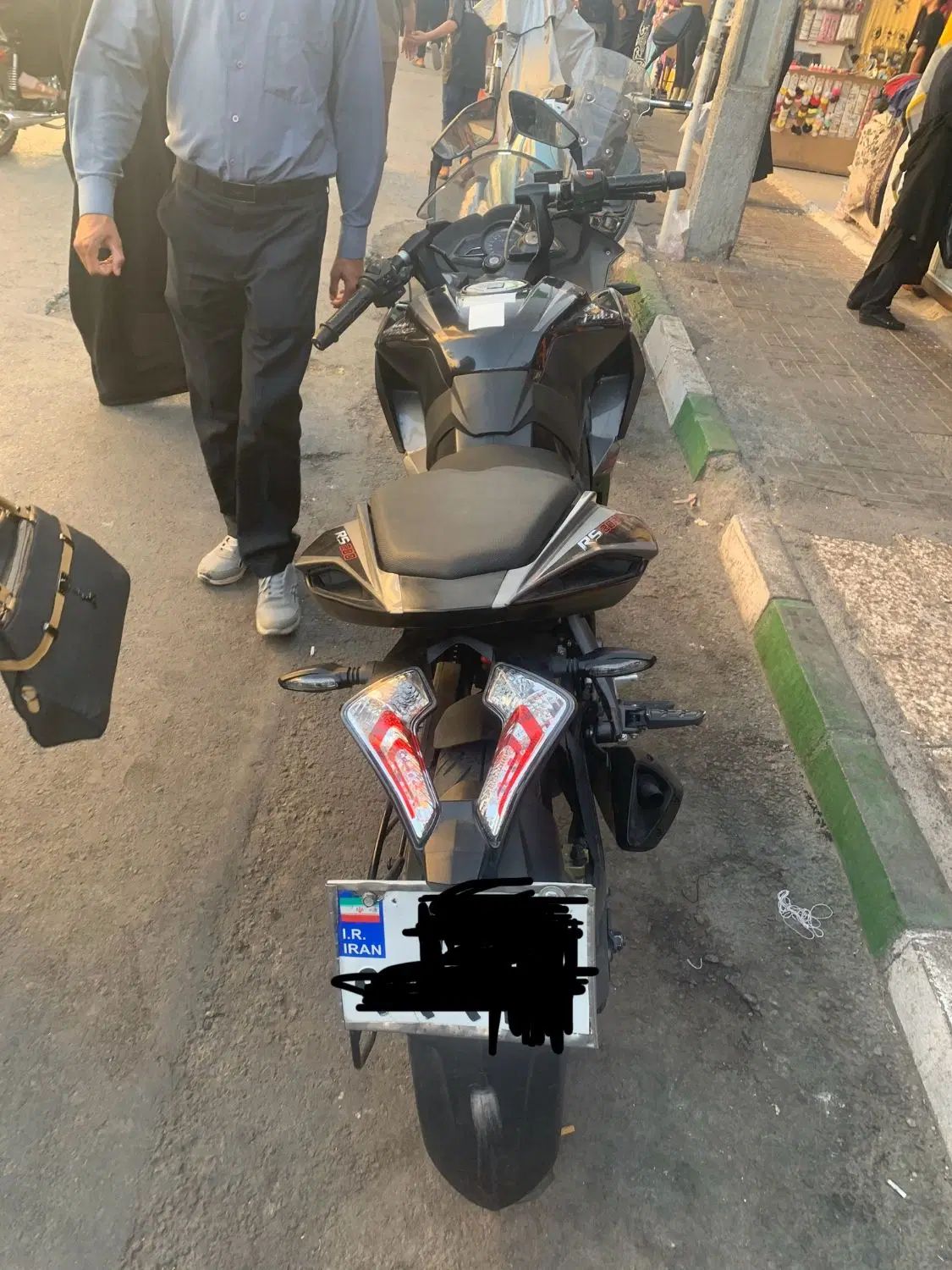 موتور rs200مدل۱۴۰۰|موتورسیکلت|مشهد, نوغان|دیوار