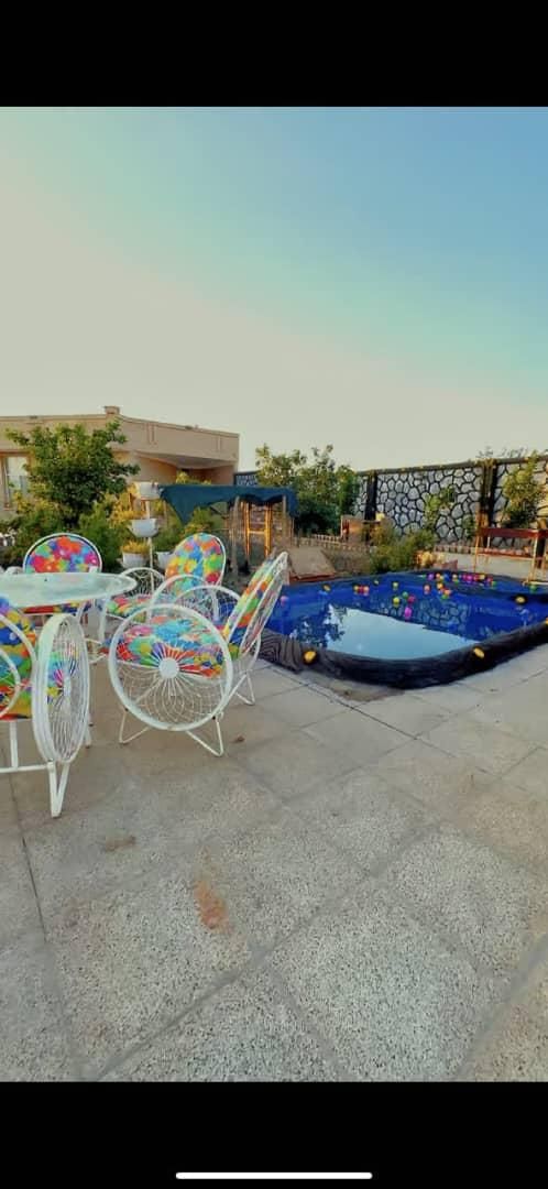 اجاره روزانه /باغ ویلا /شیک استخر دار/1500متری|اجارهٔ کوتاهمدت ویلا و باغ|یزد, |دیوار