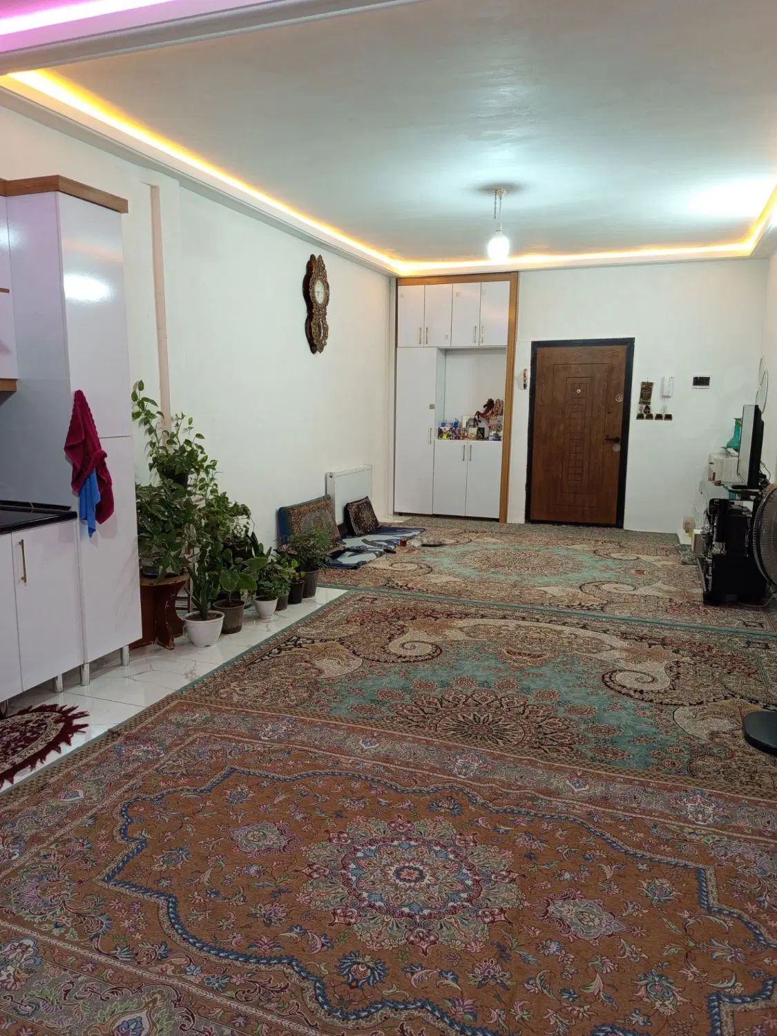 رهن اجاره آپارتمان  ۸۰متری پارکینگ دار توس ۷۷|اجارهٔ آپارتمان|مشهد, توس (بلوار توس)|دیوار