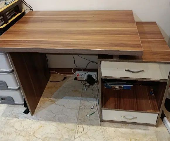 میز تحریر و کتابخانه|میز تحریر و کامپیوتر|مشهد, هفت تیر (حافظ)|دیوار