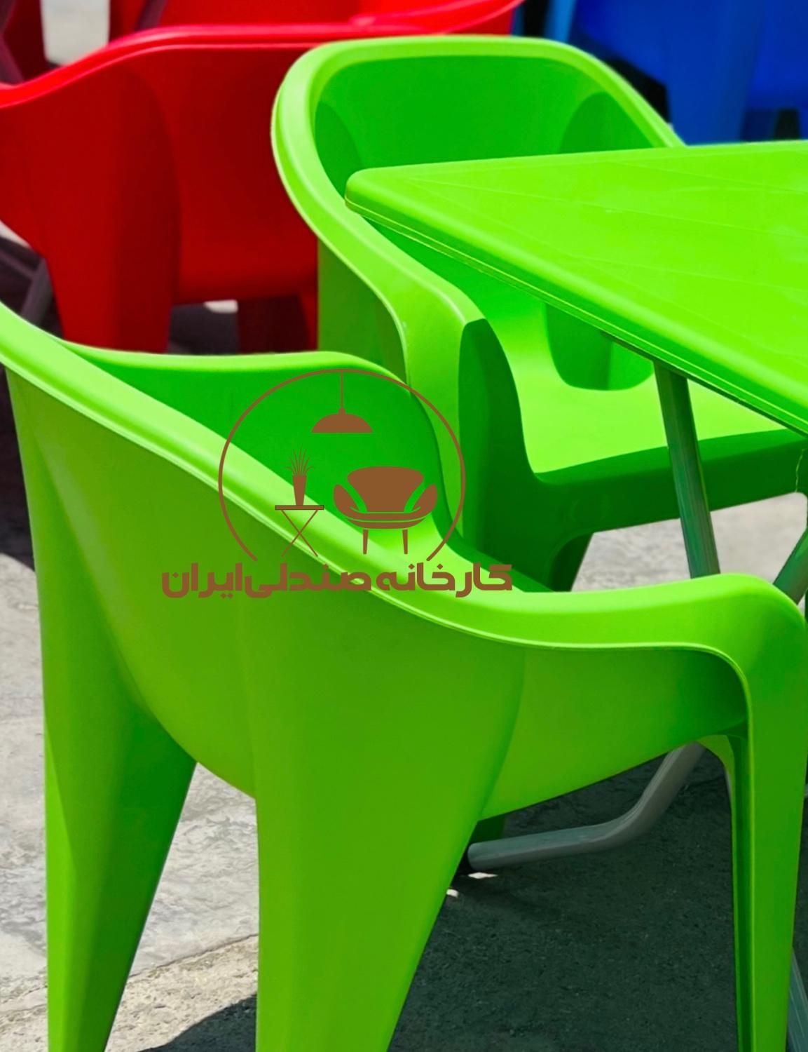 صندلی پلاستیکی طرح سیاوخش کارخانه سراسرتهران ایران|صندلی و نیمکت|تهران, میدان ولیعصر|دیوار