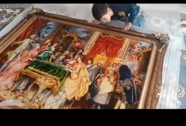 تابلوفرش پاسورباز چله ابریشم زر نیم ودار قالی|تابلو فرش|محمدشهر, همایون ویلا|دیوار