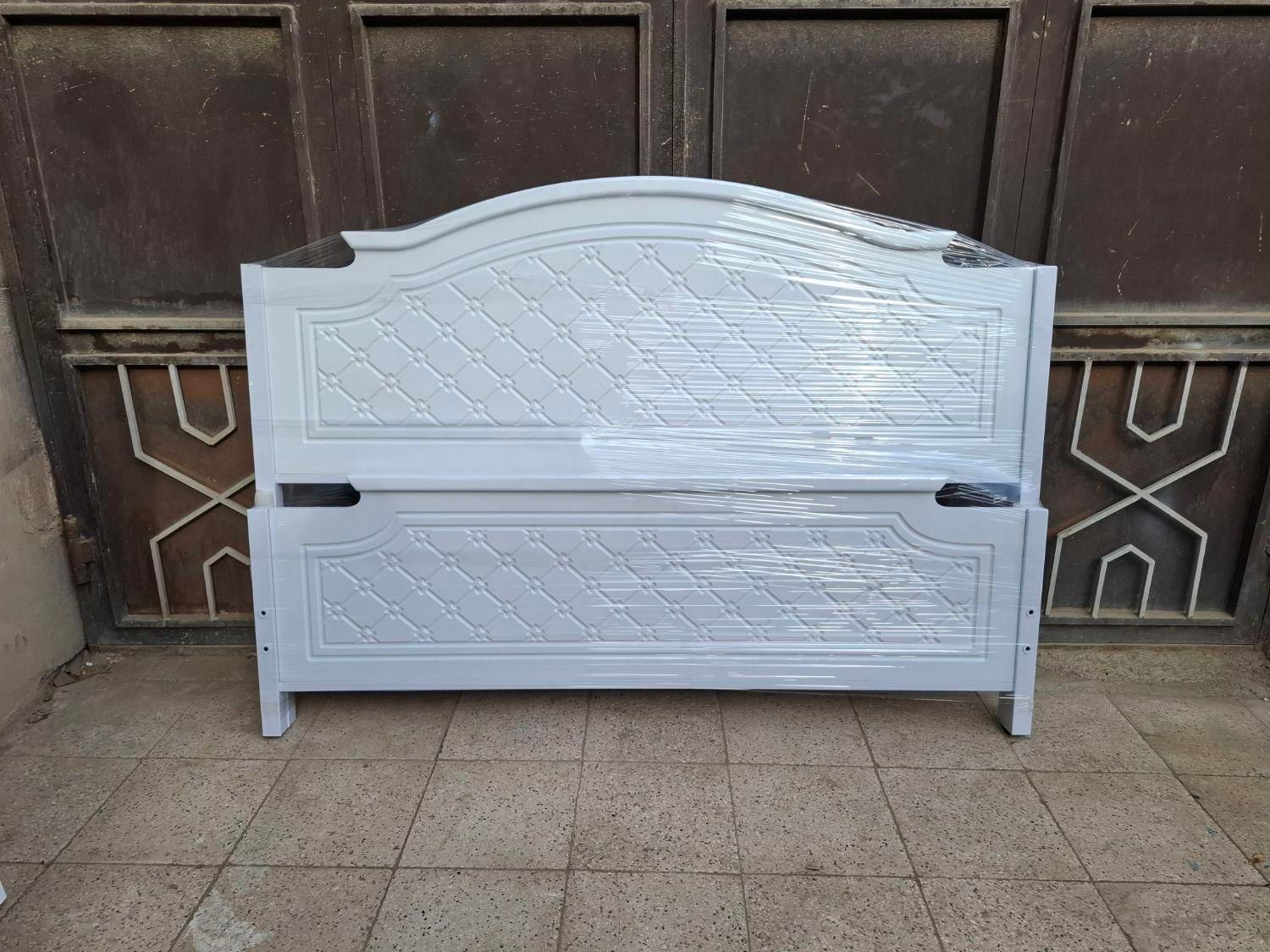 تخت خواب دو نفره حاجی پور(تختخواب۲دونفره)تشک پرواز|تخت و سرویس خواب|مشهد, حسین‌آباد|دیوار