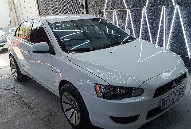 صافکاری نقاشی پولیش لیسه گیری سرامیک کاور بادی فنس|خدمات موتور و ماشین|خرمآباد, |دیوار