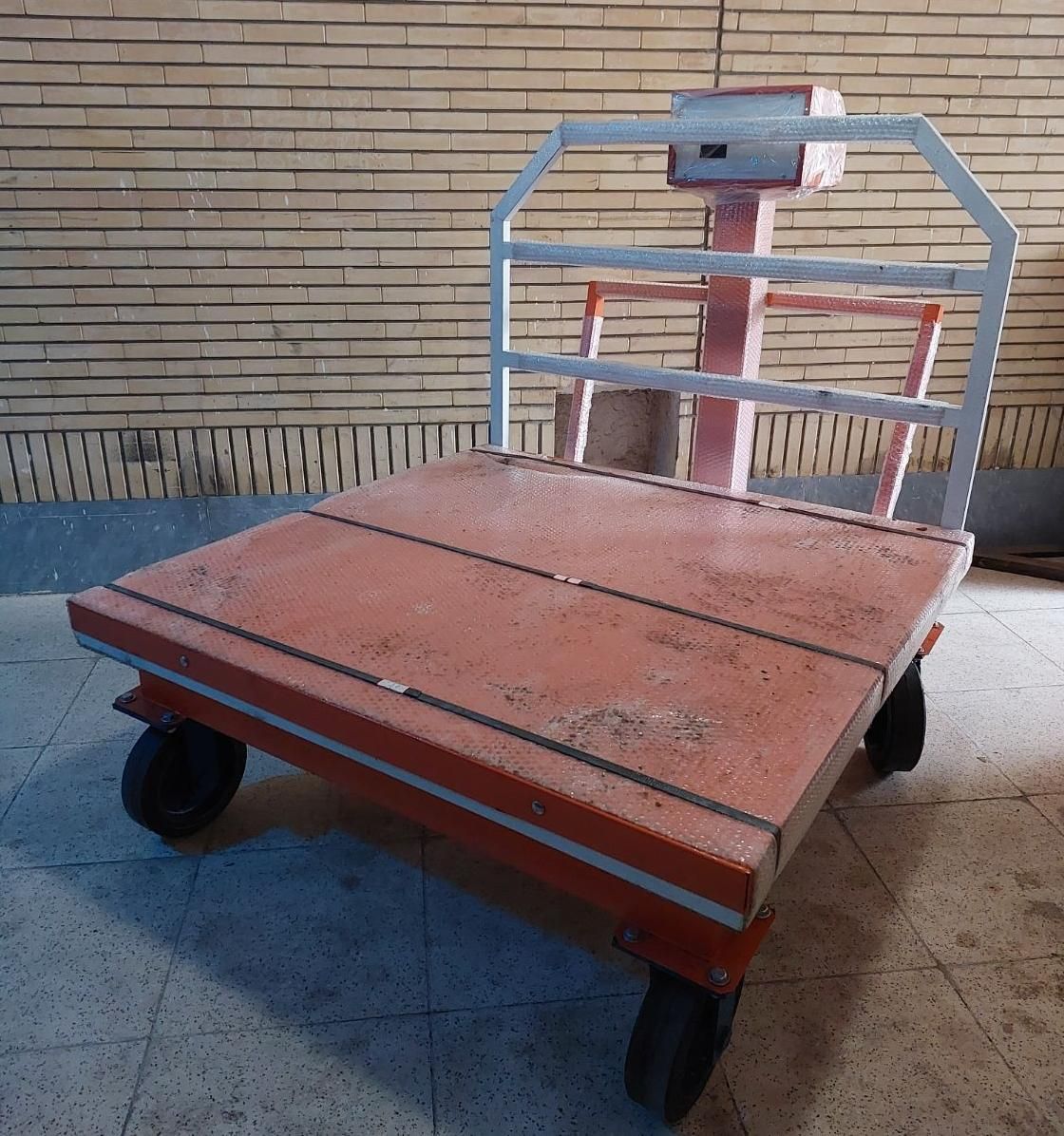 باسکول بزرگ میدان تره بار دو و سه تن|فروشگاه و مغازه|اصفهان, دشتستان|دیوار