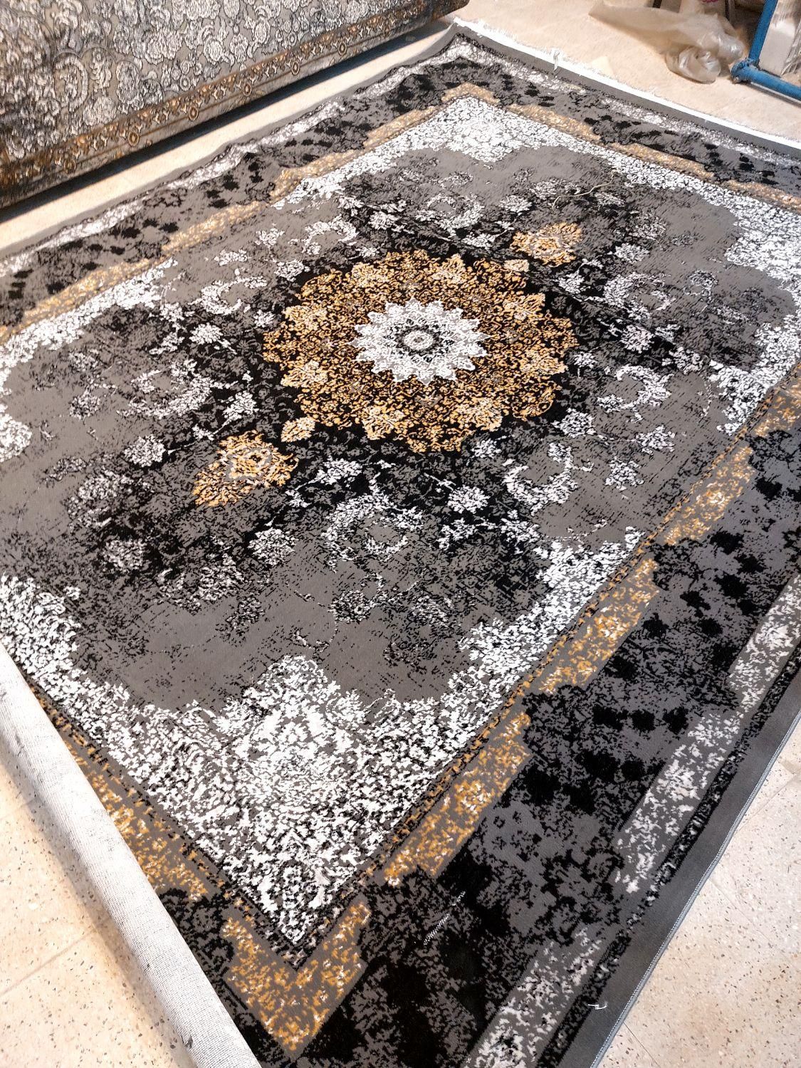 فرش۱۲متری طرح مانلی فیلی ۷۰۰شانه تمام نخ BCF شرکتی|فرش|مشهد, طلاب|دیوار