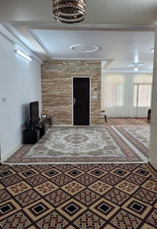 آپارتمان مبله همراه با کولرگازی و پارکینگ|اجارهٔ کوتاه‌مدت آپارتمان و سوئیت|کاشان, |دیوار