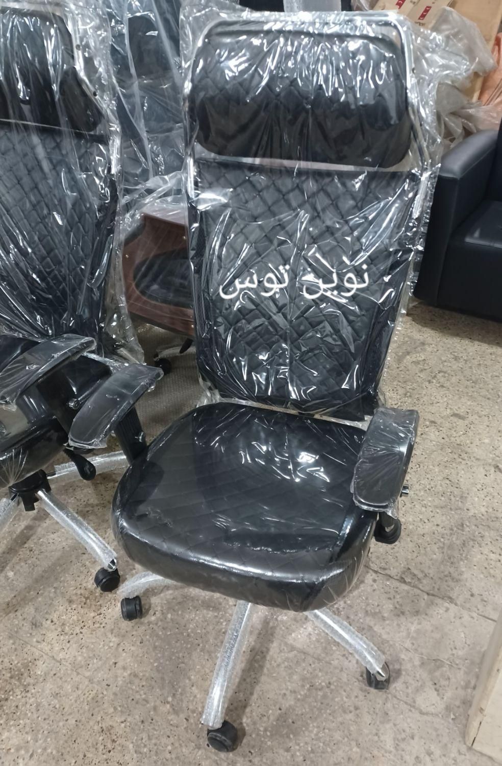 صندلی اداری گردان انتظار (نوین توس)|دفتر کار|مشهد, هنرور|دیوار