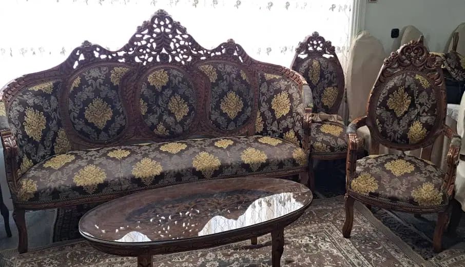 مبل ۷ نفره و میز نهار خوری ۱۲ نفره|مبلمان خانگی و میز عسلی|تهران, هلال احمر|دیوار