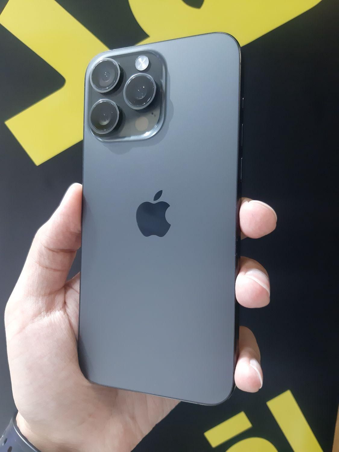 اپل iPhone 15 Pro Max با حافظهٔ ۲۵۶ گیگابایت|موبایل|کرج, برغان|دیوار