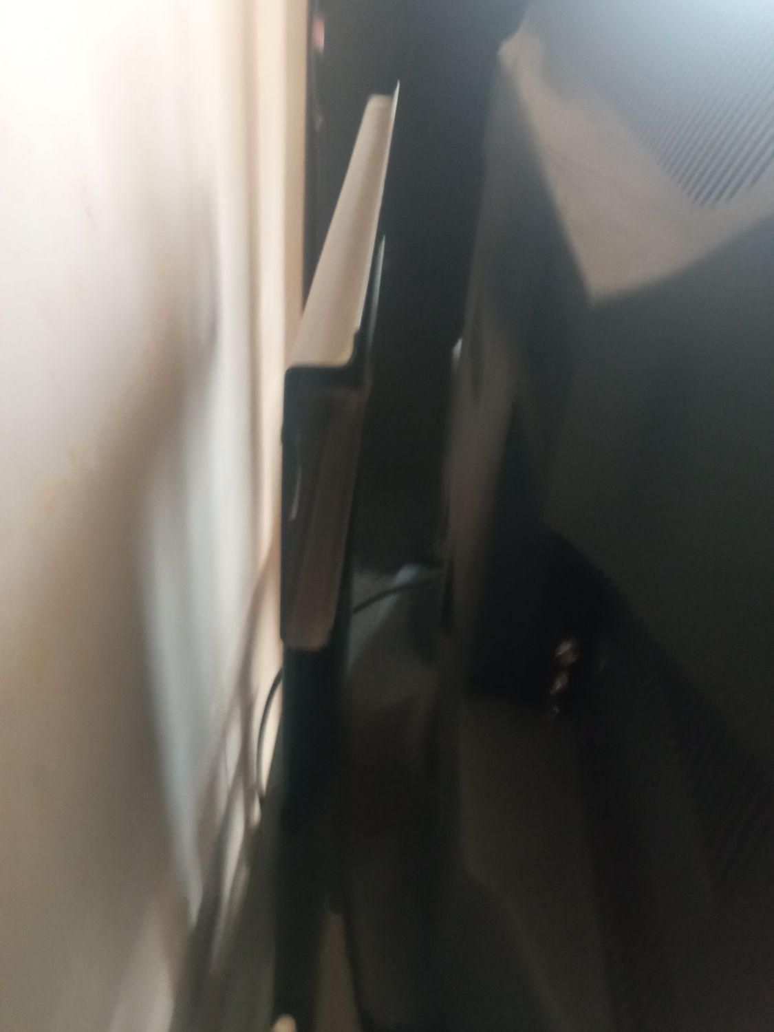 تلویزیون ال سی دی اسنوا|تلویزیون و پروژکتور|بروجرد, |دیوار