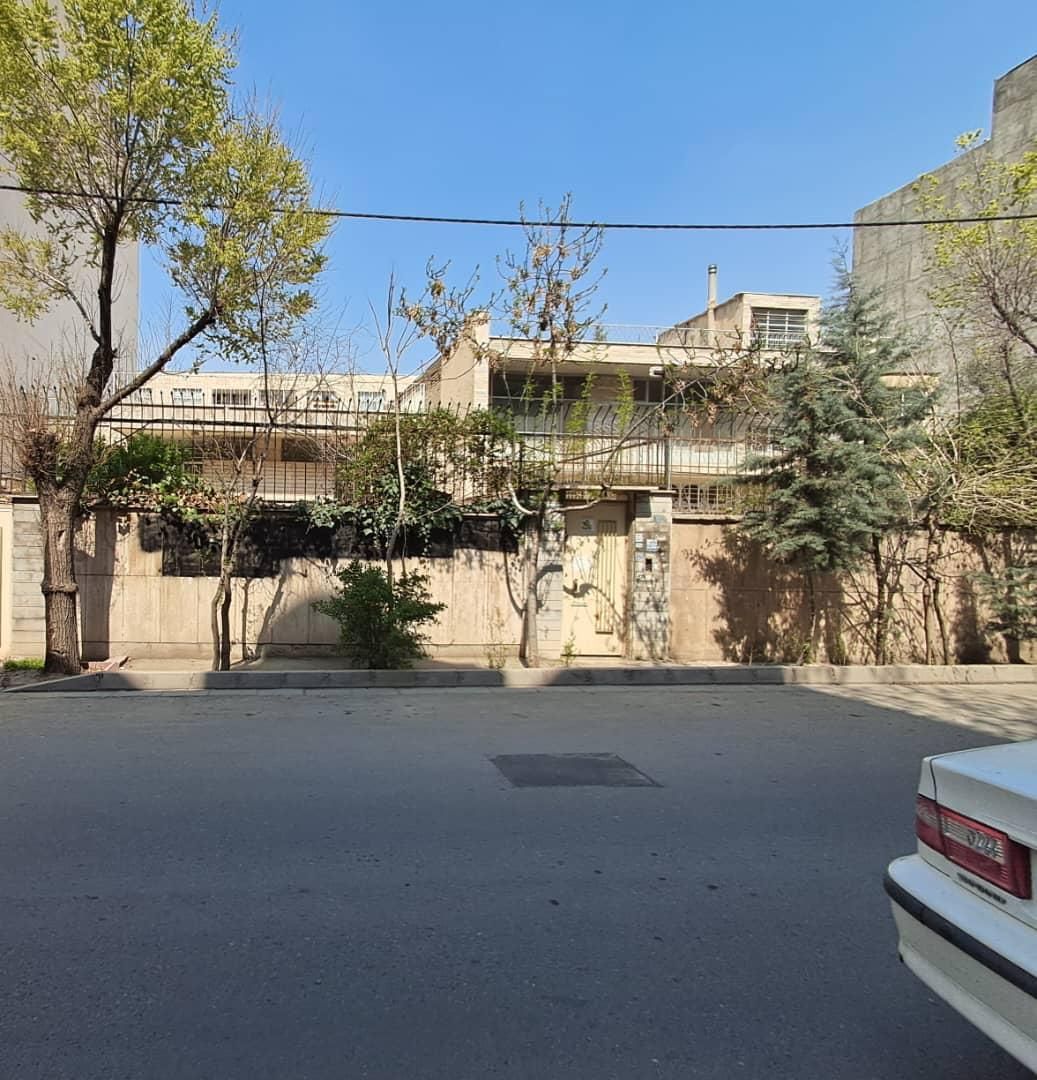 ویلایی کلنگی ۴۸۵ متر بر ۱۱ شمالی دو کله|فروش زمین و ملک کلنگی|کرج, اصفهانی‌ها|دیوار