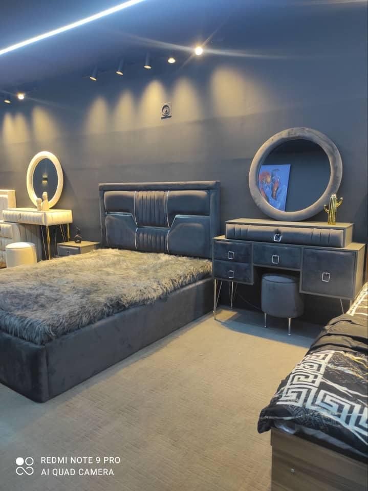 تخت خوای آریایی|تخت و سرویس خواب|قائم‌شهر, |دیوار