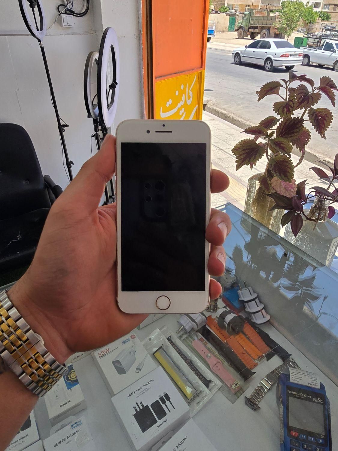 iphone 7 128GB|موبایل|شیراز, احمدآباد|دیوار