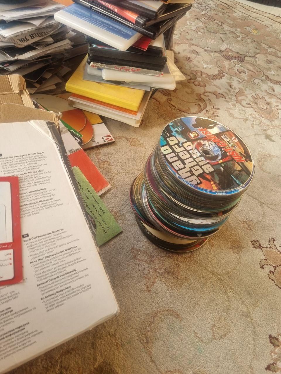 2000 عدد CD آموزشی و بازی|کنسول، بازی ویدئویی و آنلاین|تهران, دهکده المپیک|دیوار