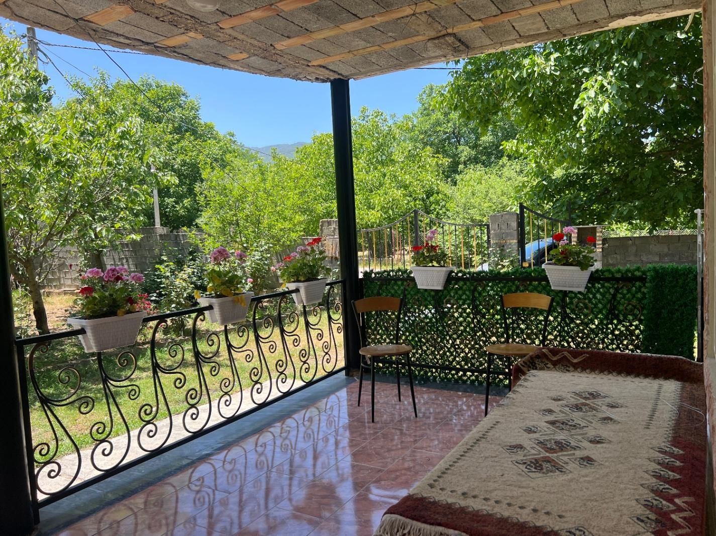 ویلای دو خوابه اویجدان|اجارهٔ کوتاه‌مدت ویلا و باغ|کلاردشت, |دیوار