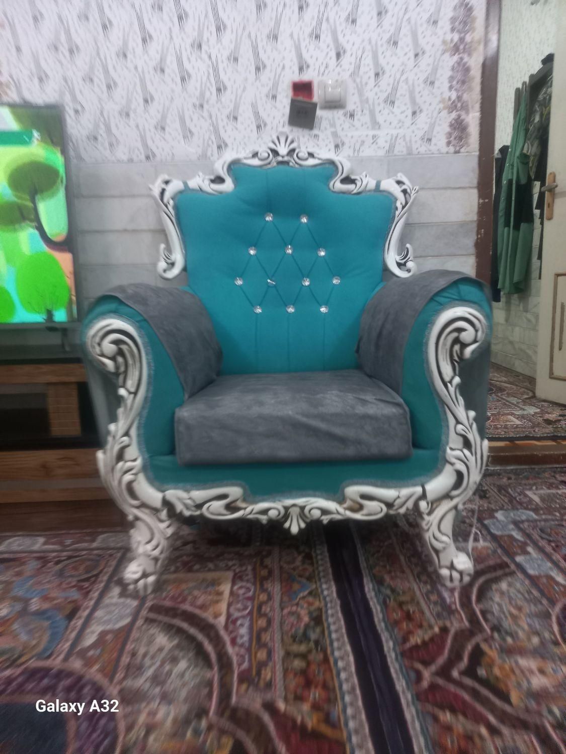 مبلمان|مبلمان خانگی و میز عسلی|بافق, |دیوار