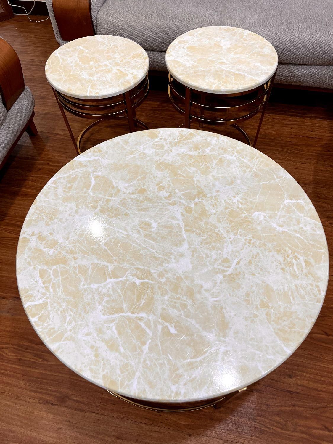 یک عدد میز جلو مبلی به همراه دو عدد عسلی|مبلمان خانگی و میز عسلی|اهواز, زیتون کارمندی|دیوار