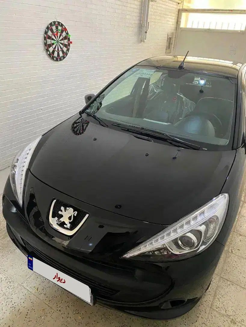 پژو 207i دنده‌ای TU3،مشکی آبنوس متالیک،مدل ۱۴۰۴|خودرو سواری و وانت|اراک, |دیوار