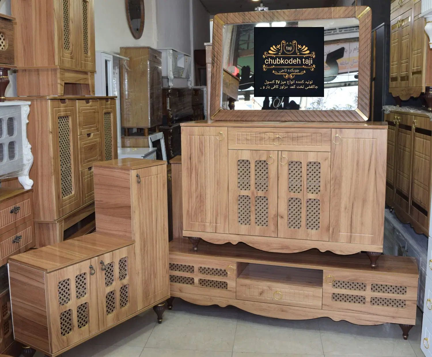 کد ۴۴ میز تلویزیون متنوع سایز ۱۴۰ تا ۱۶۰ تا ۱۸۰|میز تلویزیون|مشهد, یاس|دیوار