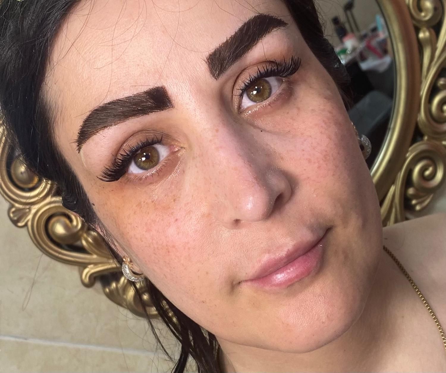 کاشت ابرو پوستیژ ابرو موقت مژه هیدن اکستنشن ابرو|خدمات آرایشگری و زیبایی|رشت, گلسار|دیوار