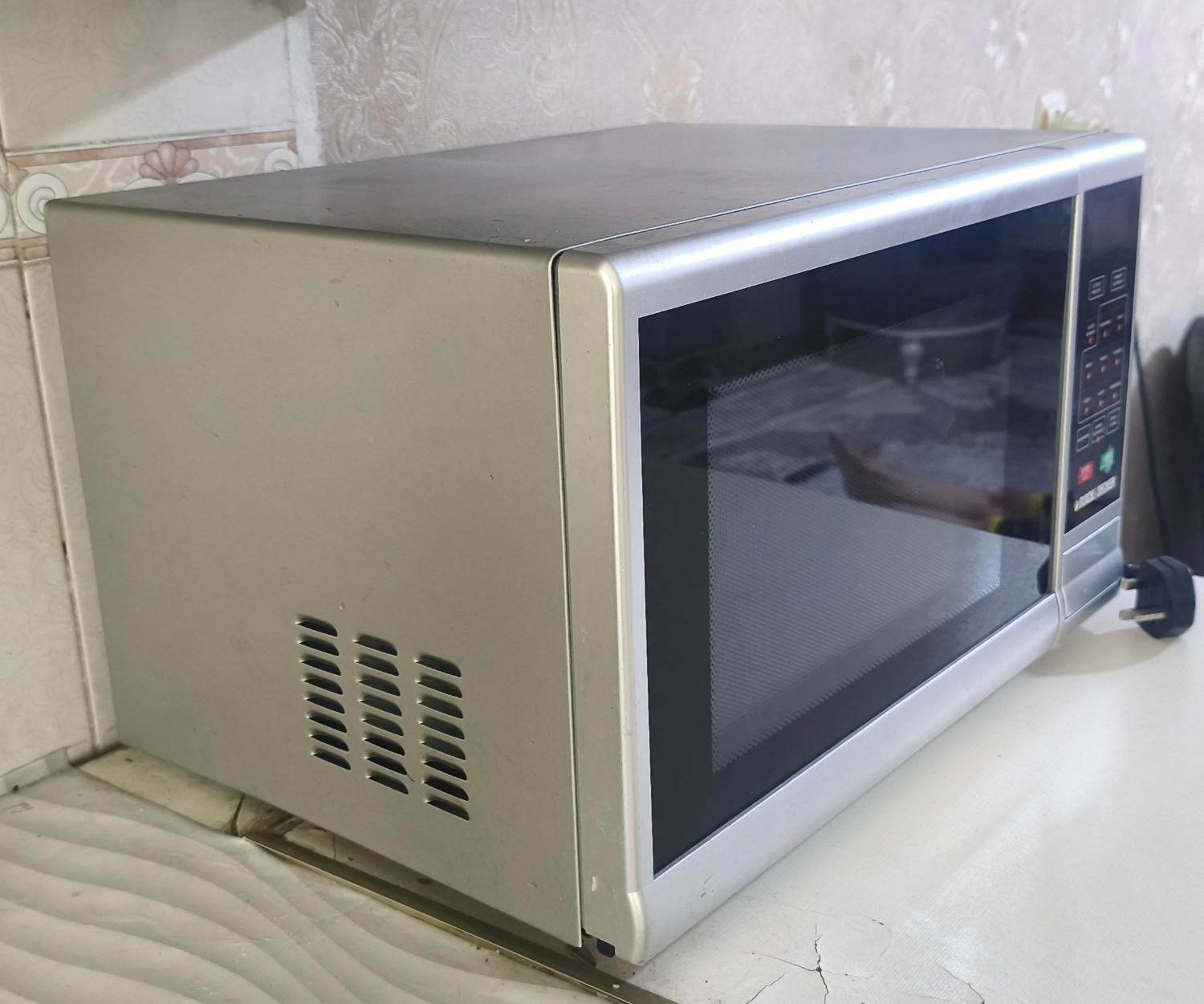 مایکروویو Black & Decker|اجاق گاز و لوازم برقی پختوپز|ورامین, ورامین|دیوار