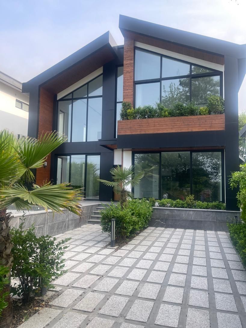 ویلای مدرن در شهرکی خاص تاپ لوکیشن|فروش خانه و ویلا|سلمان‌شهر, |دیوار