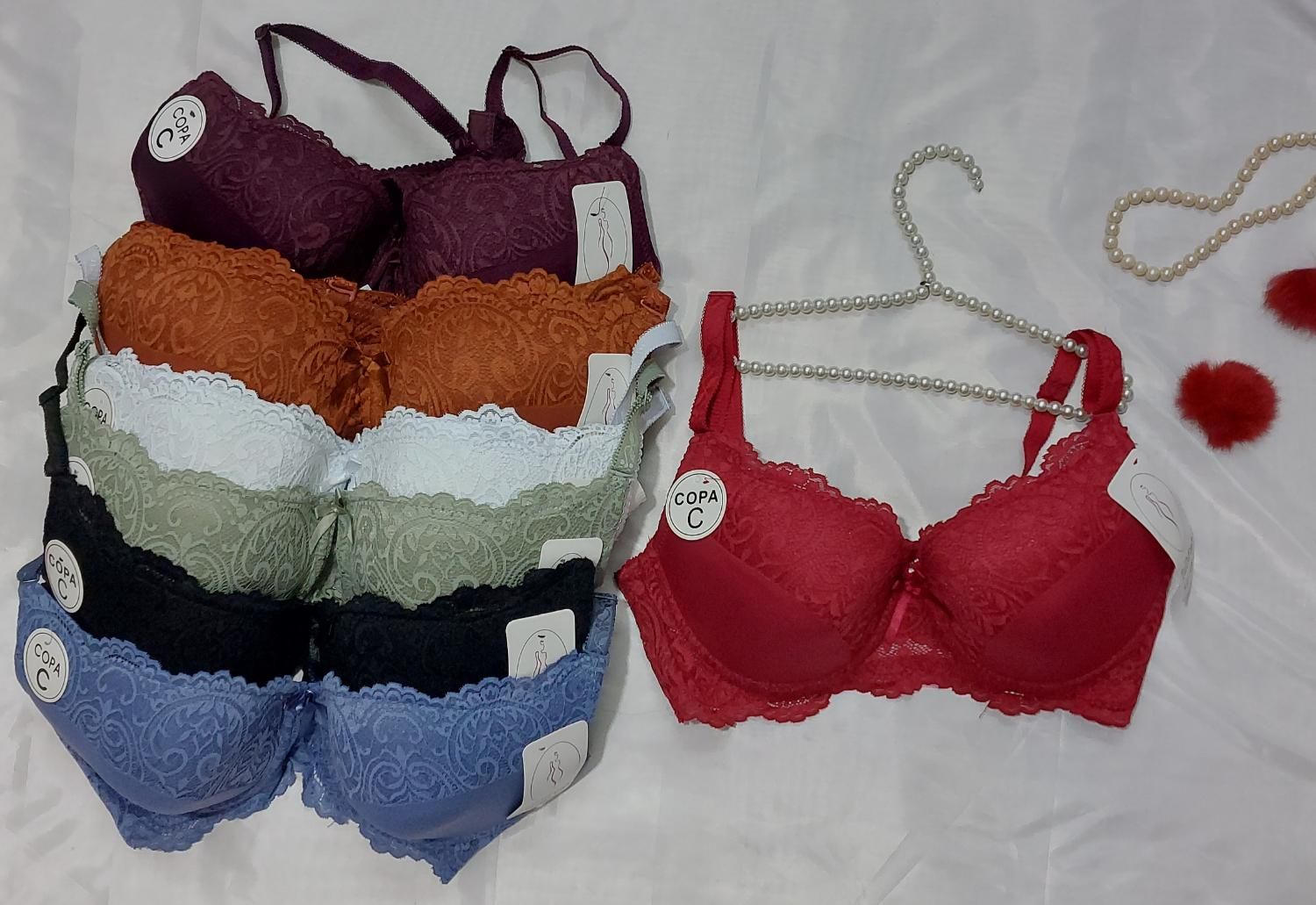 لباس عمده|لباس|قم, انصارالحسین|دیوار