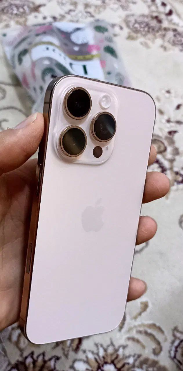 اپل iPhone 16 Pro با حافظهٔ ۱۲۸ گیگابایت|موبایل|کرمانشاه, |دیوار