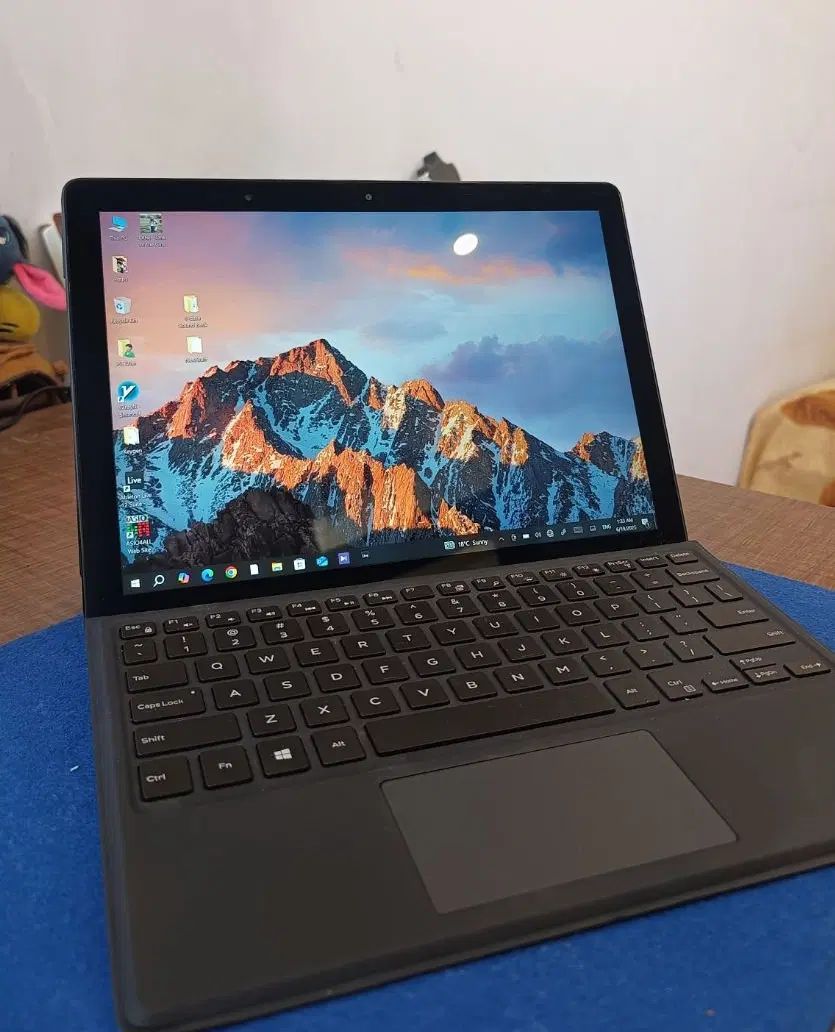 لپتاپ سورفیس DeLL تبلت شوLTE core i5 8th - 8/256Gb|رایانه همراه|ارومیه, |دیوار