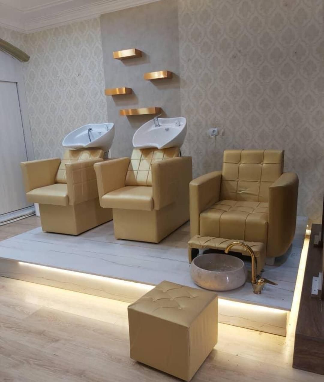 سرشور برای آرایشگاه|آرایشگاه و سالن‌های زیبایی|بندر گناوه, |دیوار