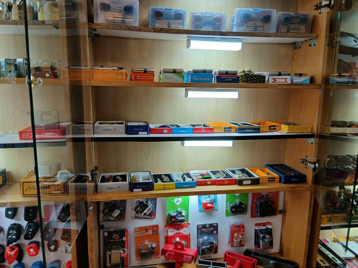 کلید سازی سیار شبانه روزی|خدمات پیشه و مهارت|تهران, نیروی هوایی (پیروزی)|دیوار