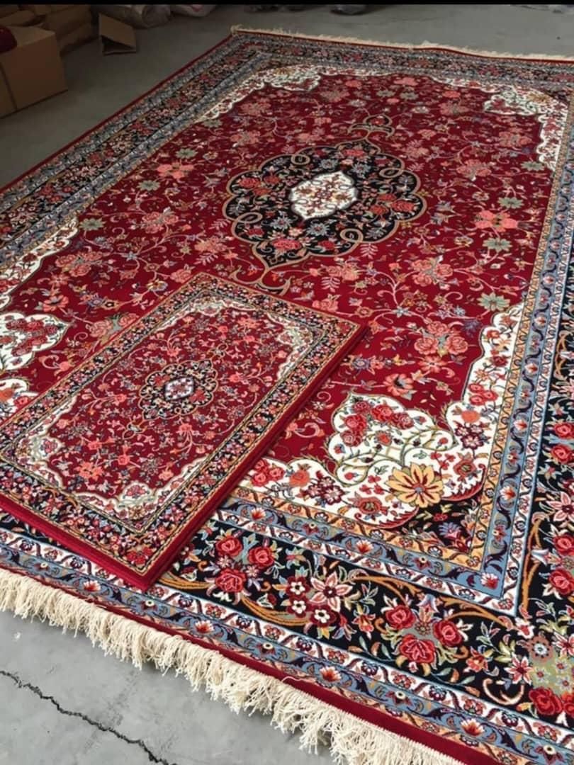 فرش ستاره کویریزدطرح دستبافت لاکی ۷۰۰شانه۲۵۵۰تارکم|فرش|تهران, سبلان (لشگر)|دیوار