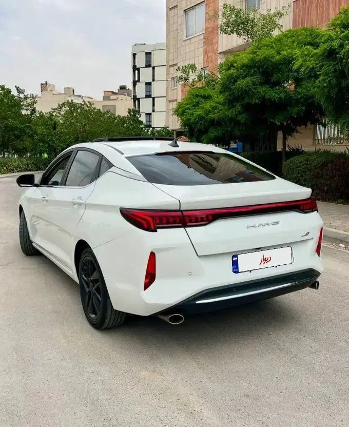 KMC j7 1404|خودرو سواری و وانت|رشت, گلسار|دیوار