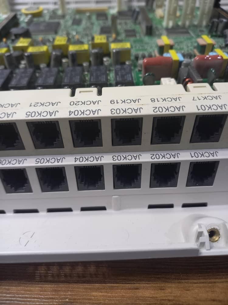 فروش،نصب،تعمیر راه اندازی تلفن سانترال پاناسونیک|تلفن رومیزی|کرج, چهارصد دستگاه|دیوار