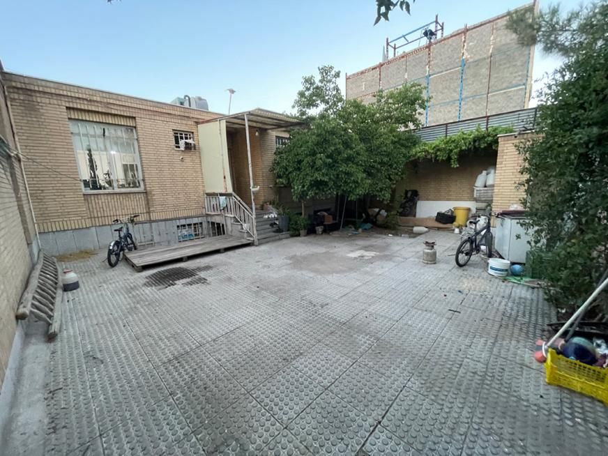 ویلایی ۲۲۵متری تراکم زیاد شمالی کریمی|فروش خانه و ویلا|مشهد, رستگار|دیوار