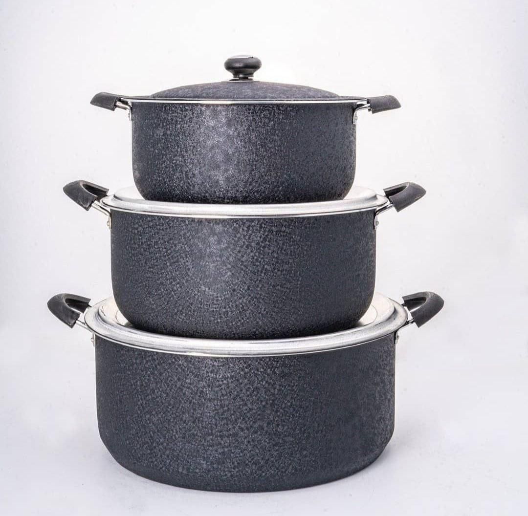 تکی بخر قابلمه سایز مختلف گرانیتی سایز قابلمه بزرگ|ظروف پخت‌وپز|یزد, |دیوار