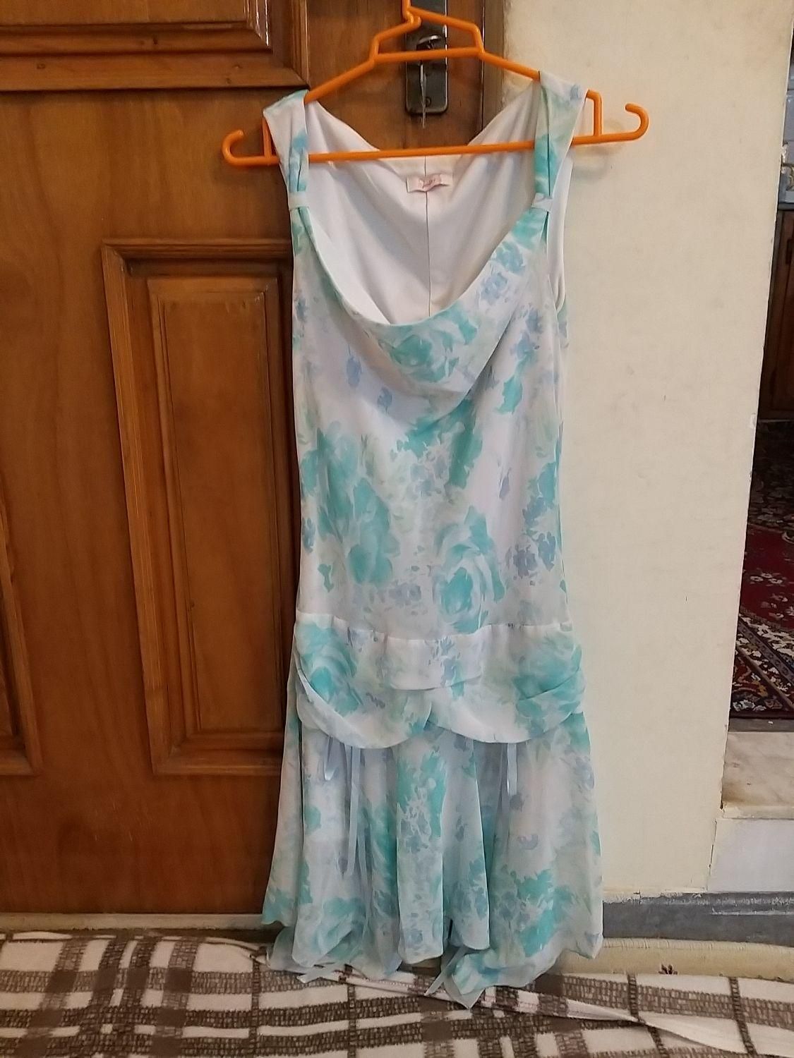 فروش کل چند لباس زنانه در شهر ساری|لباس|ساری, |دیوار