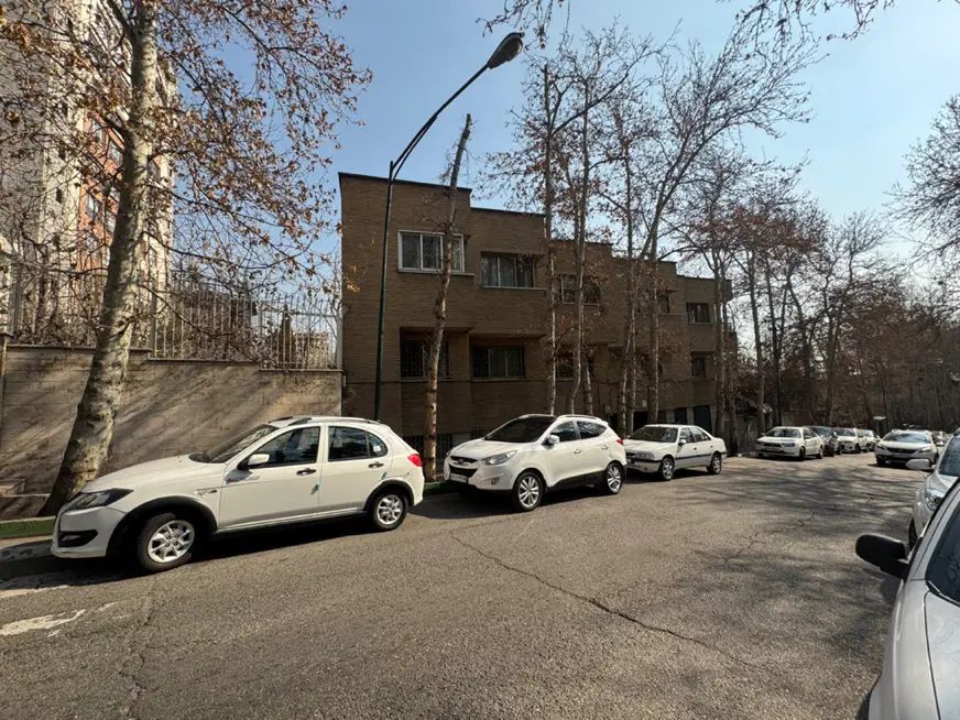 ۱۰۰۰ متر کلنگی باجواز دزاشیب|فروش زمین و ملک کلنگی|تهران, دزاشیب|دیوار