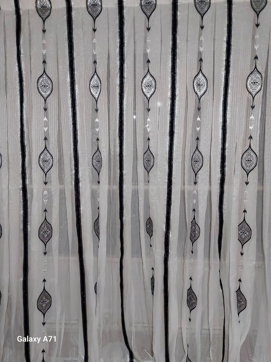 پرده|پرده، رانر، رومیزی|شاهین دژ, |دیوار