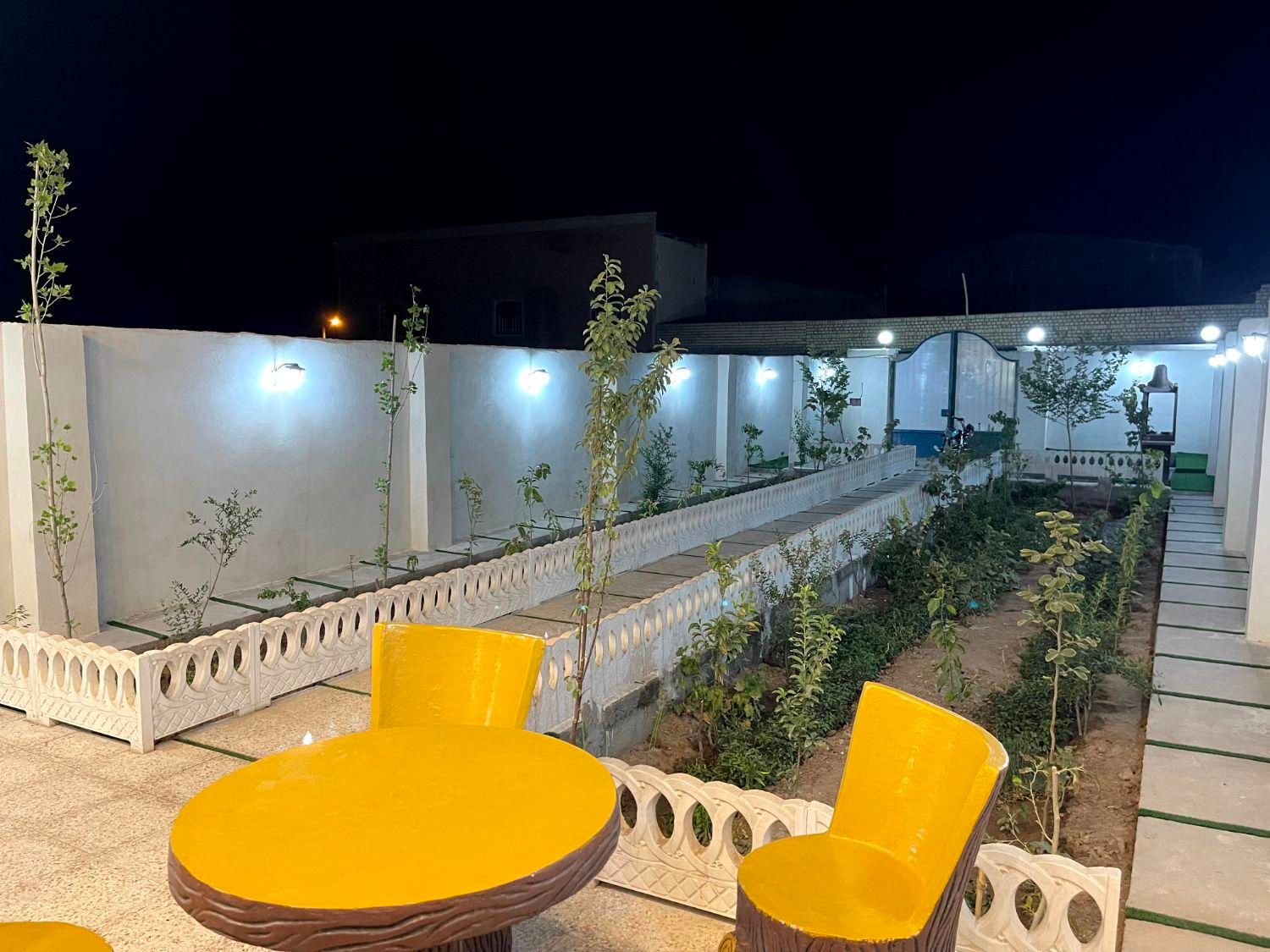 اجاره روزانه/هفتگی/ماهانه ویلا ۲۵۰ متری در راوند|اجارهٔ کوتاهمدت ویلا و باغ|کاشان, راوند|دیوار