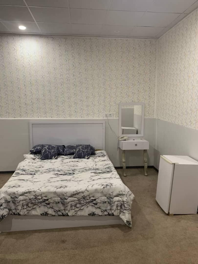 سوییت شماره ۲۰۲ ارگ با پارکینگ اختصاصی ۵۰ قدمی حرم|اجارهٔ کوتاهمدت آپارتمان و سوئیت|قم, ارم|دیوار