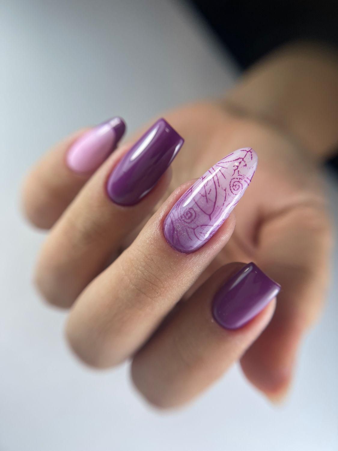 آف ویژه ی کاشت ناخن به مناسبت شب یلدا|خدمات آرایشگری و زیبایی|فولادشهر, A4|دیوار