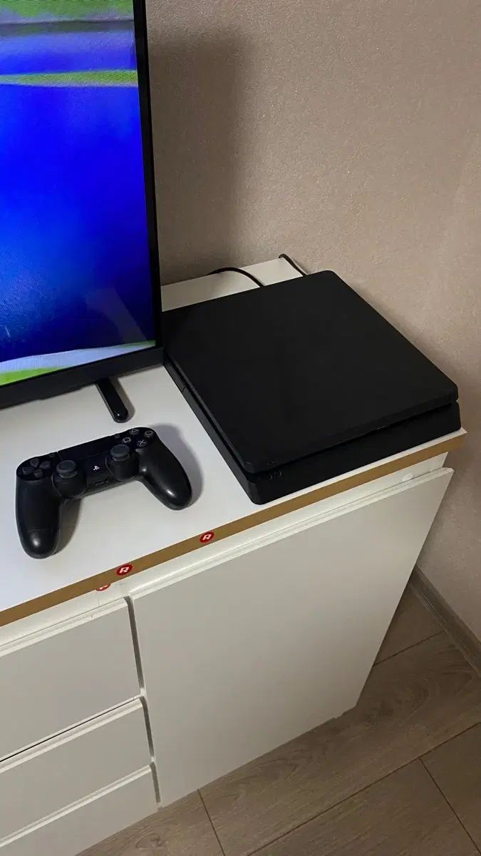 Ps4 Slim 1Tra اکانتی فول بازی|کنسول، بازی ویدئویی و آنلاین|تهران, سعیدآباد|دیوار